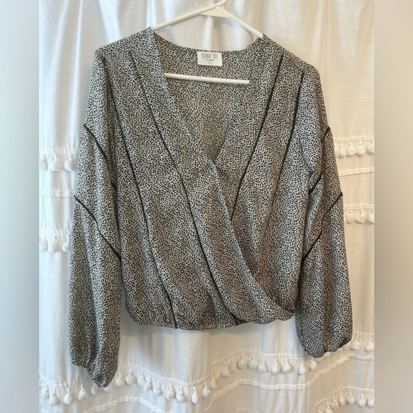 Sienna Sky Black and white blouse size XS - Picture 1 of 9
